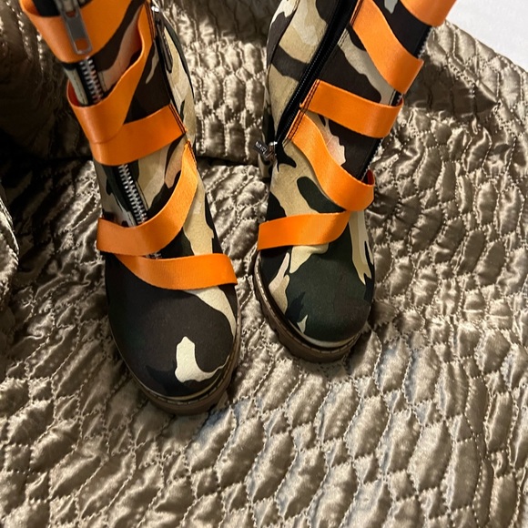 Cami boot - Picture 3 of 5